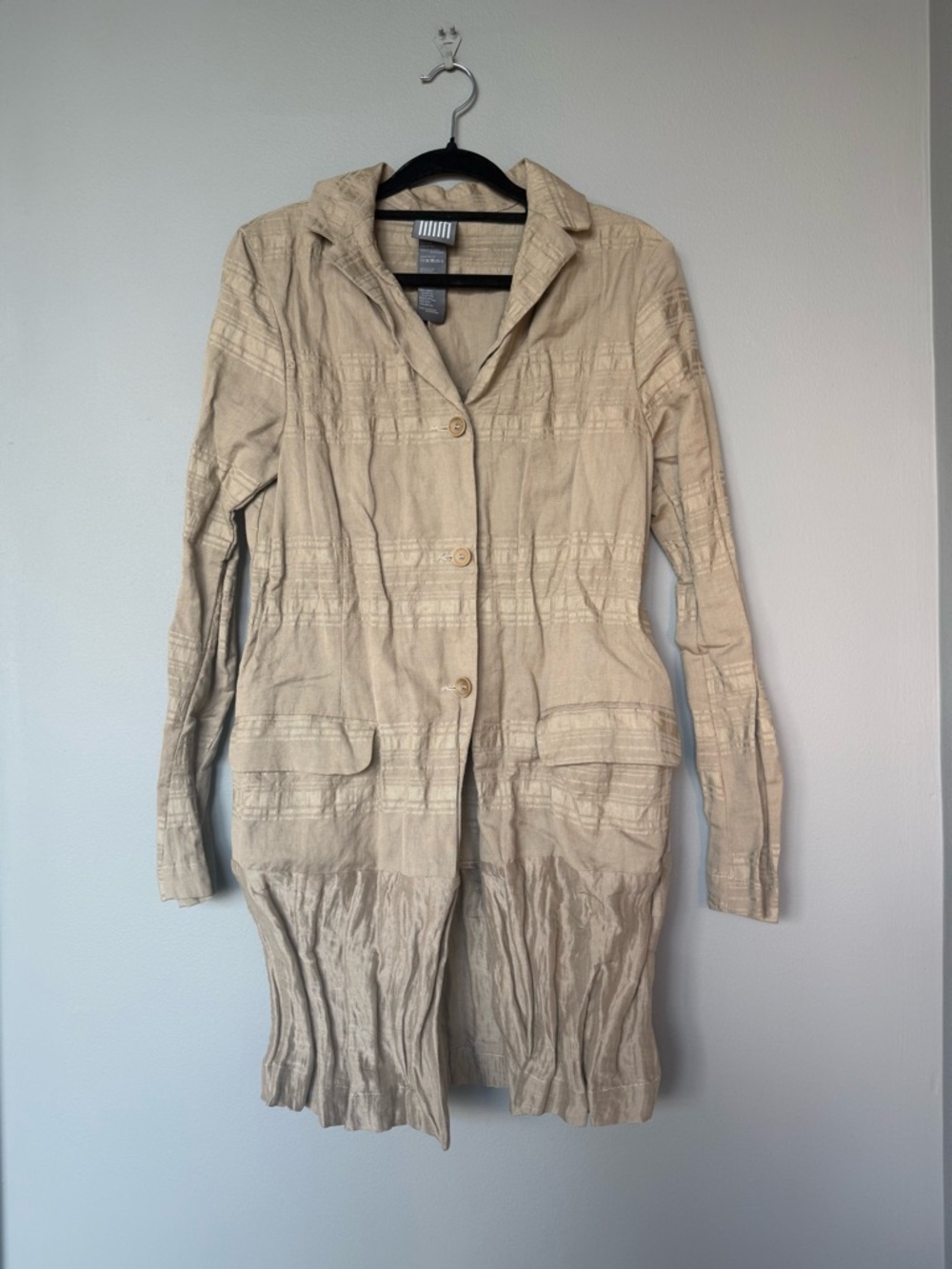 Lilith beige crinkle blazer
